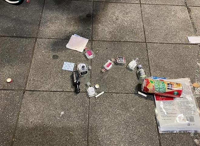 歌舞伎町醉生梦死宁可下海拍片也不回家瓦力游戏app日本堕落的东横小孩：在(图11)