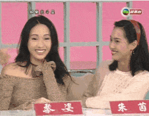 耳钉、耳线？戴对了漂亮不伤耳戴错了瓦力棋牌游戏你的耳朵适合戴耳环还是(图11)