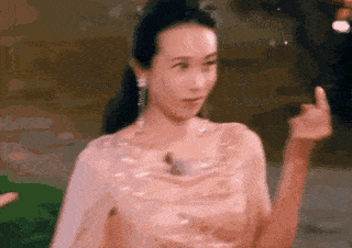 耳钉、耳线？戴对了漂亮不伤耳戴错了瓦力棋牌游戏你的耳朵适合戴耳环还是(图13)