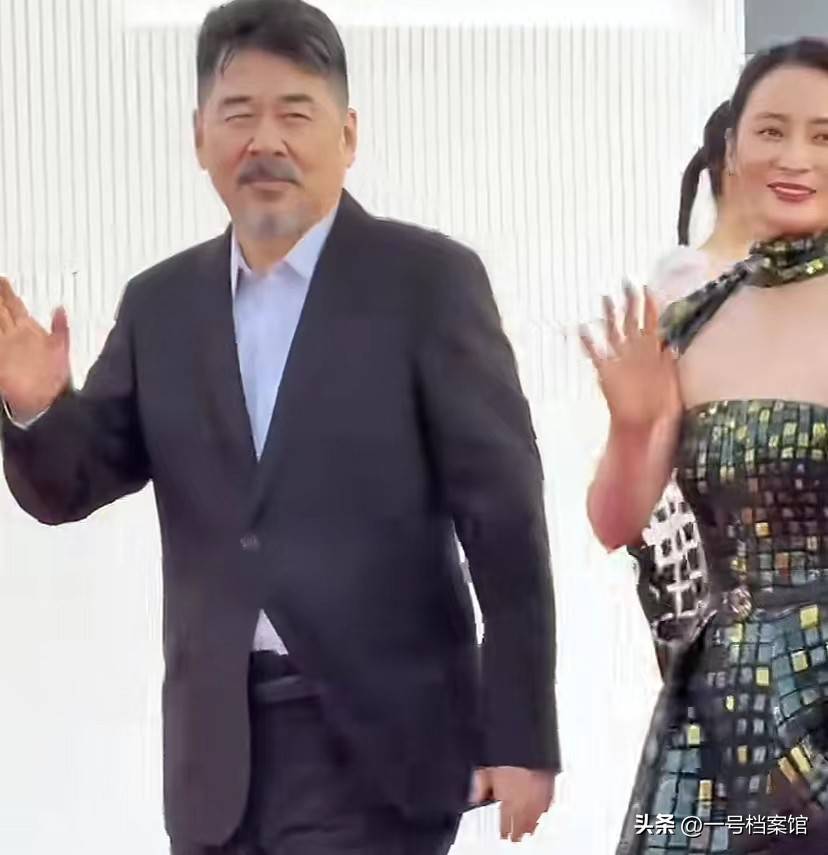 星走红毯帅哥、美女齐聚一堂瓦力游戏金鸡奖