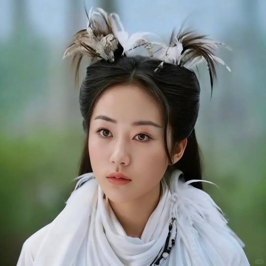 吊梢眼面相变凶和大佬聚餐人脉广不差钱瓦力棋牌游戏42岁韩雪大变样！薄嘴唇(图11)